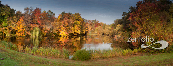 Lake Lynette Panorama October 2012
