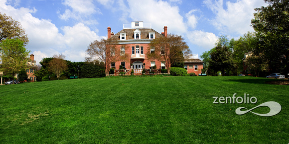 Kantlands Mansion and Lawn